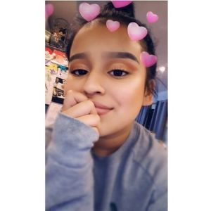 Meet your Posher, Marly